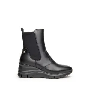 NEROGIARDINI WOMEN LEATHER ANKLE BOOTS IN BLACK